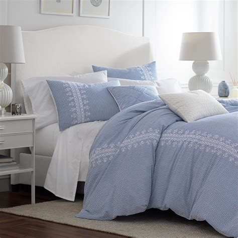 Comforter Sets In 2021 Blue And White Comforter Blue Themed Bedroom