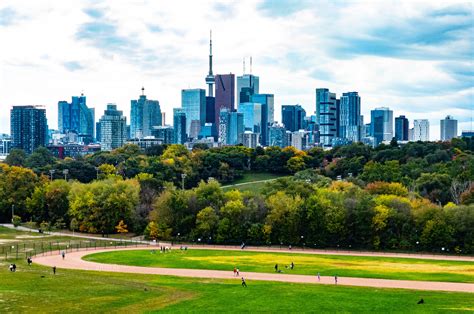 Toronto Skyline Instagram Worthy Photos Gohiketravel