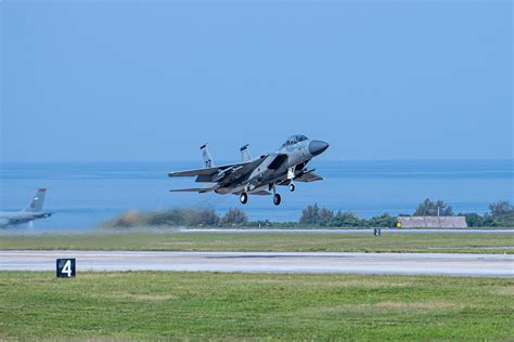 Sun Sets On Kadenas F 15 Eagle Kadena Air Base News