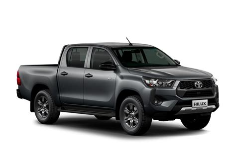 Kakak Toyota Hilux Rangga Ini Makin Tangguh Dan Gagah