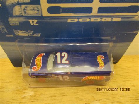 Carlos Contreras Mexico Nascar PickUp POST Carded Top Hot Wheels Mattel Creations