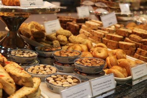 11 Fabulous Bakeries In Orlando With The Best Baked Goods