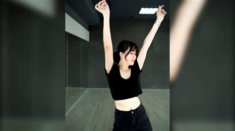 Sexy Tiktok Dance Video Các điệu nhảy hot trên Tik Tok Minh Hiền Official YouTube