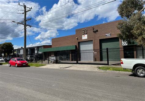 leased industrial warehouse property   dandenong street
