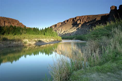 Rio Grande Morning Photograph By Ericfoltz Fine Art America