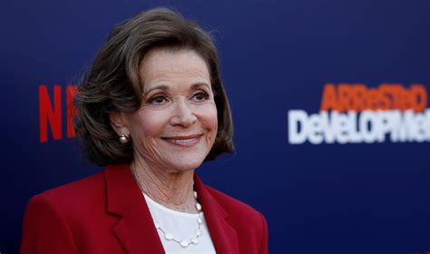 ‘arrested Development Actress Jessica Walter Dies At 80 Gma News Online