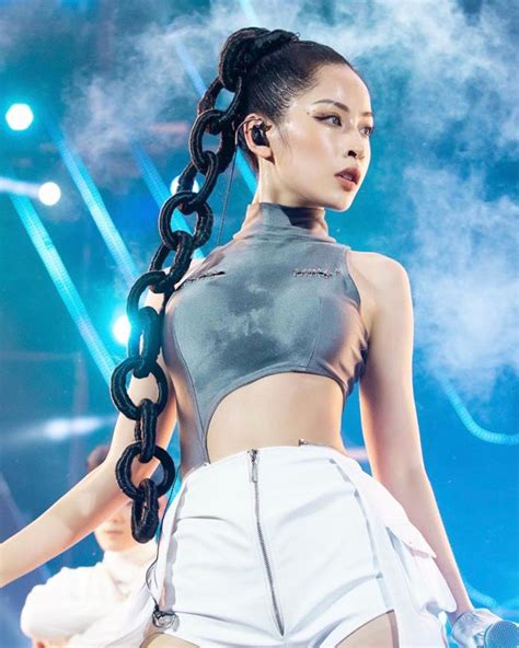 hot girl chuyển hướng làm ca sĩ Midu sợ bị nhận gạch đá kẻ dám tuyên bố thành công hơn Chi Pu