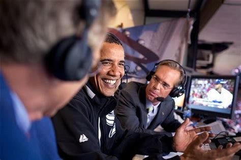 Fox Sports' Joe Buck gives hockey play-by-play a shot and it isn't ...