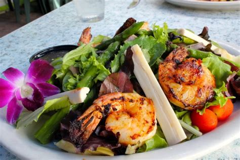 Five Great Restaurants for Captiva Island Dining | Must Do Visitor Guides