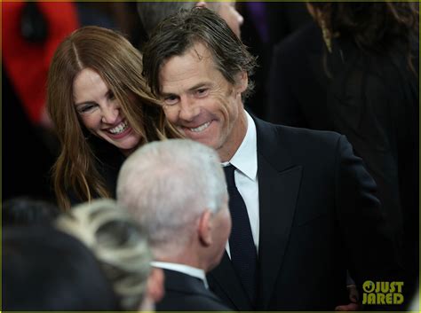 Julia Roberts Makes Rare Touching Comments About Husband Danny Moder