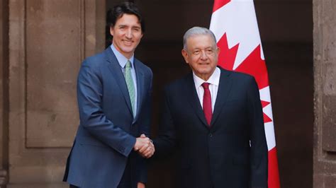 Como de casa Recibe AMLO a Trudeau en Palacio Nacional para reunión