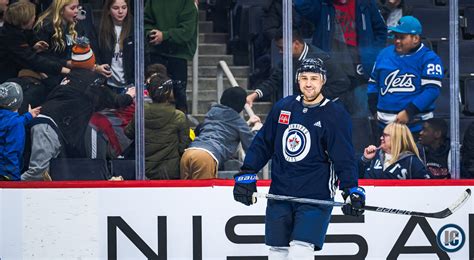 Update From Nashville As Winnipeg Jets Nino Niederreiter Hits The Ice