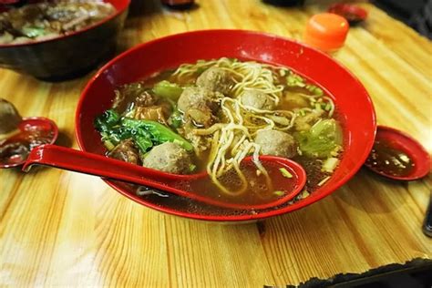 Bukan Hanya Bakso Sony Palembang Ini 4 Tempat Wisata Bakso Enak Di