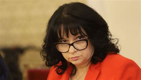 Иван Бакалов: Липсва ми експертизата на Теменужка, неотразимия й аутфит ...