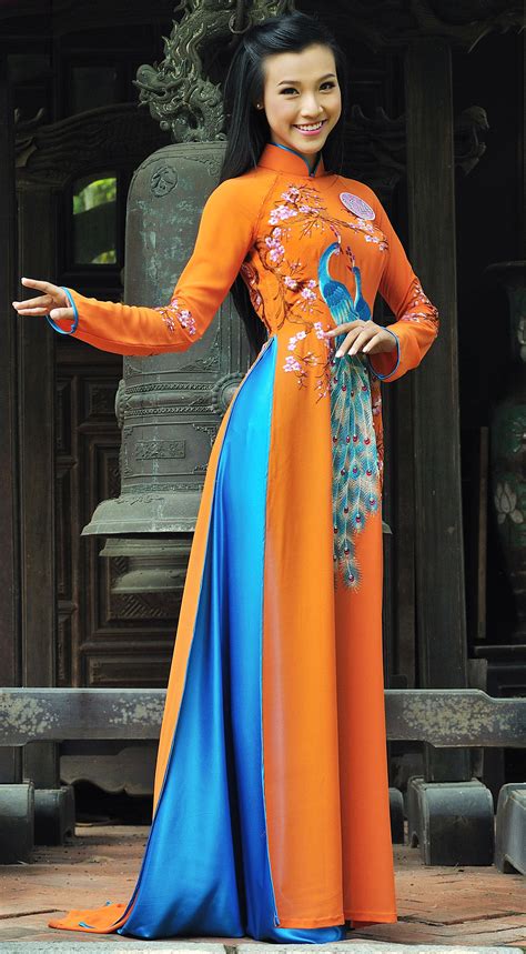 Only Sample US Size Ao Dai Vietnam Traditional Dress In Hand Paint Mark