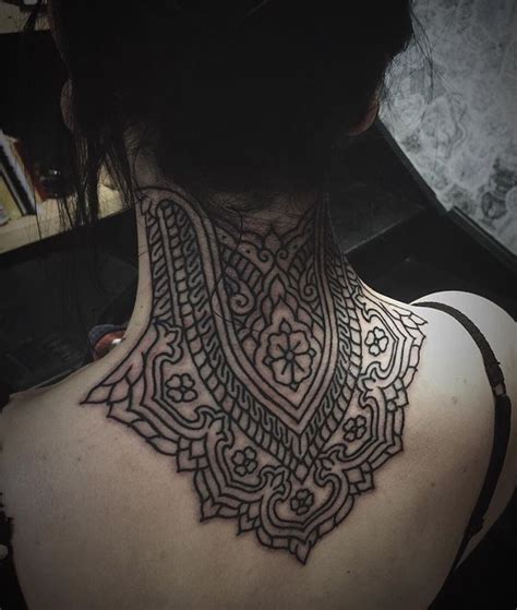 Cheers Francesca! Black Tattoos, Girl Tattoos, Tattoos For Women, Henna Art, Henna Tattoo, Neck ...