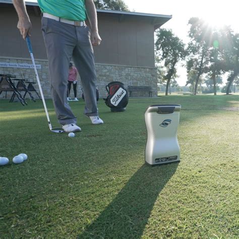Foresight Sports Gcquad Sig8 Golf Simulator Shop Indoor Golf