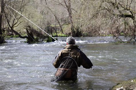 Calendario De La Pesca Fluvial 2025 En Galicia Del 16 De Marzo Al 31