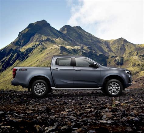 X Terrain Isuzu D Max Malaysia