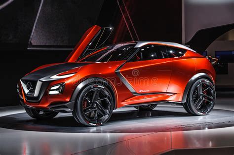 FRANKFURT SEPT 2015 Nissan Gripz Concept Presented At IAA Int