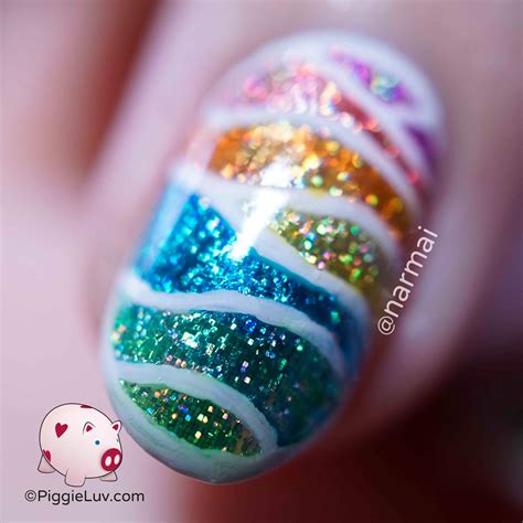 PiggieLuv: Glitter nail foil landscape nail art