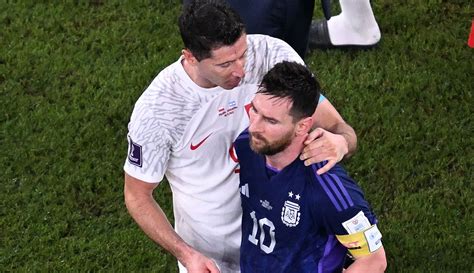 Las palabras de Lewandowski a Messi después del Polonia Argentina