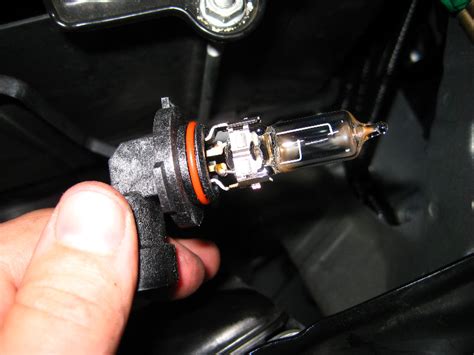 Honda Accord Headlight Bulb Replacement 2005 Accord Honda He