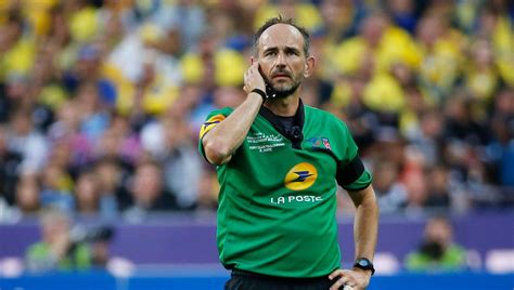 Coupe Du Monde De Rugby Analyse De L Arbitrage Avec Romain Poite