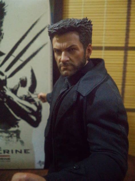 Angels And Summer Hot Toys The Wolverine Review