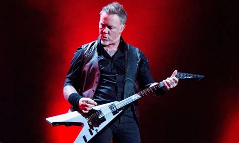 Os Melhores Guitarristas Do Mundo Nomeados Por James Hetfield Do