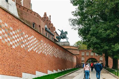 Krakow Wawel Royal Hill Guided Tour Getyourguide