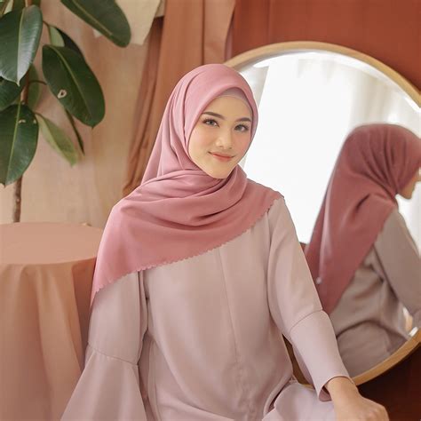 Jual Hijab Segi Empat Polos Laser Cut Basic Voal Pollycotton Premium