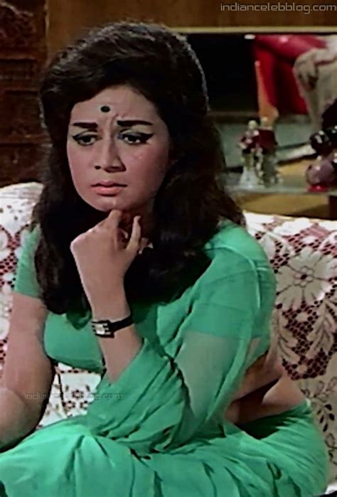 Nanada Bollywood Yesteryear Actress Itf Hot Saree Pics Starcelebblog