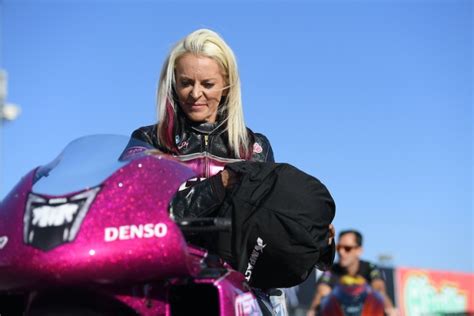 Sunday pre-race interview with Pro Stock Motorcycle racer Angie Smith ...