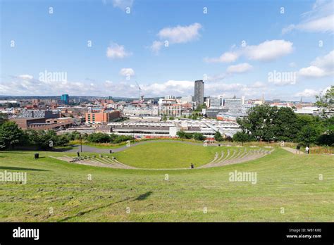 Sheffield skyline hi-res stock photography and images - Alamy