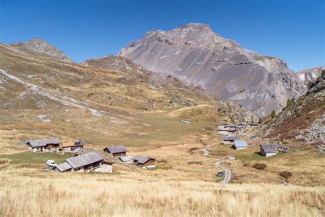 Via De Chalets De Clapeyto Naar De Col Du Lauzon Wandelroute Foto S