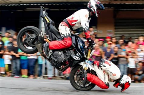 Grande Curitiba Recebe Maior Equipe De Manobras Radicais Do Brasil