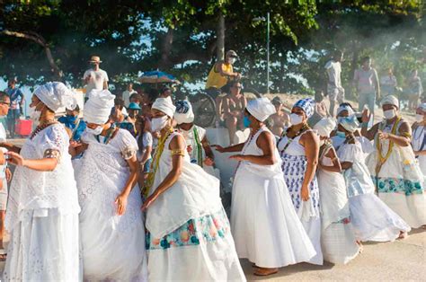 Festa das Águas evento celebra o Dia de Iemanjá na Praia de Pajuçara