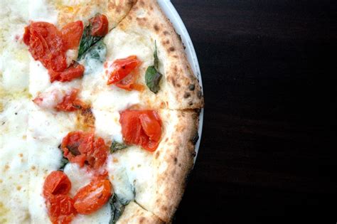 Dude For Food Neapolitan Flavors At Salvatore Cuomo And Bar