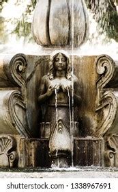 Fountain Closeup Naked Woman Sculpture Water Stock Photo 1338967691 Shutterstock