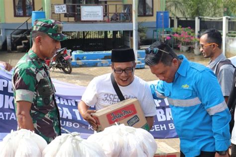 PT MIFA Bersaudara Salurkan 2 800 Paket Sembako Bagi Warga Terdampak