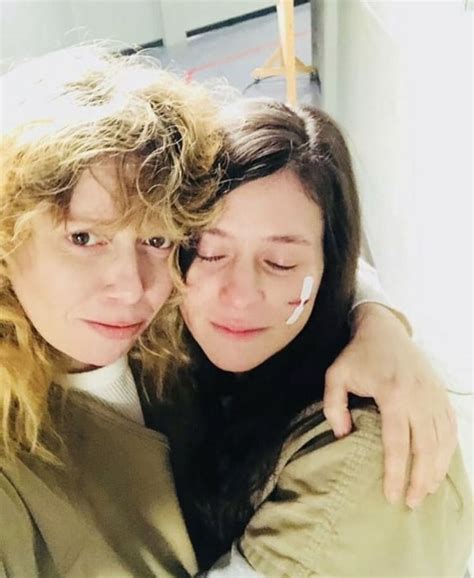 Natasha Lyonne And Yael Stone Orange Is The New Black Oitnb Natasha