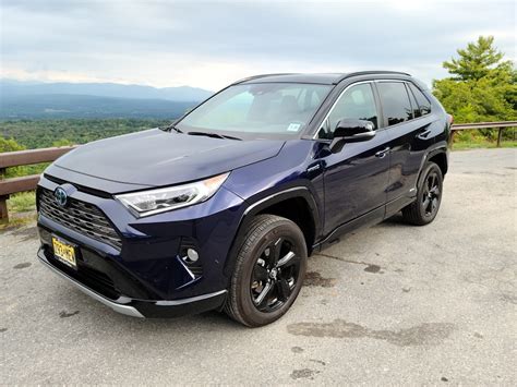 2020 Toyota RAV4 XSE Hybrid Reviewed - Competency Matters