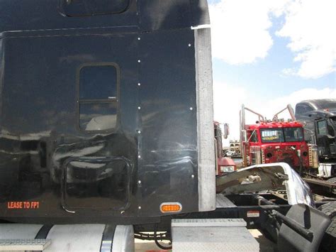 2006 Freightliner Columbia Left Sleeper Fairing For A Freightliner Columbia 120 For Sale