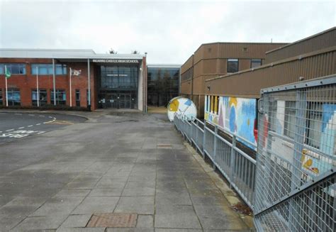 Mearns Castle High School © Richard Sutcliffe Cc By Sa20 Geograph