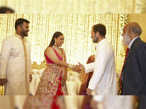 Rahul Gandhi In Swara Bhasker Reception Prty Arvind Kejriwal Jaya