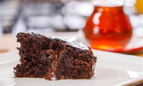 Browni tadında ıslak kek tarifi nasıl yapılır Brownie ye rakip olacak