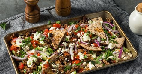 Griechische Pita Nachos vom Blech Lecker mit Hack Feta Gemüse