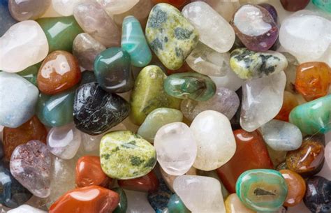 9 Piedras Y Gemas Que Atraen La Buena Suerte Lovetoknow