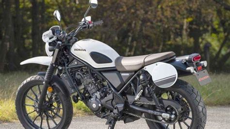 Motor Bergaya Scrambler Milik Honda Dipamerkan Ada CL250 Dan CL500